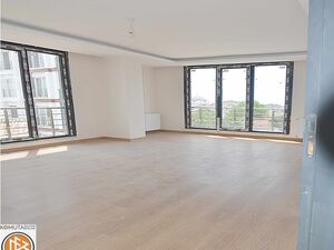 2+1 apartment for sale in Beylikduzu Istanbul