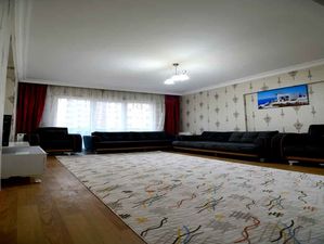 1+1 Furnished apartment for sale in Beylikduzu Istanbul