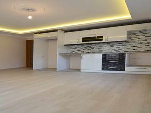 2+1 apartment for sale in Istanbul