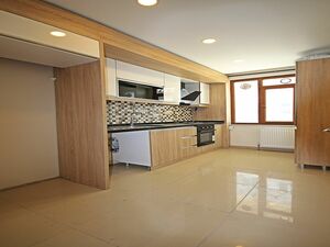 2+1 apartment for sale in Istanbul