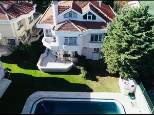 Sea View 5+2 Villa for sale in beautiful area of Istanbul