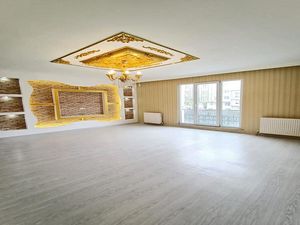 2+1 apartment for sale in Istanbul