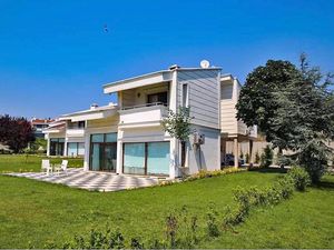 Luxury Sea View Villa For Sale In Istanbul