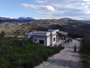 Panoramic Villa and land in Sicily - Villa Lillian