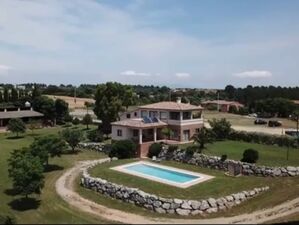 Country Property in Costa Brava