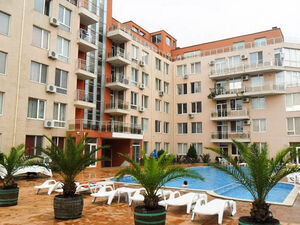 One-bedroom apartment with pool view in Balkan Breeze 2