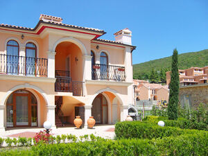 1 BED apartment in Mediterranean style in Elenite resort