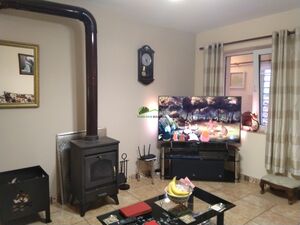 Ready-to-move-in three-bedroom house, 45min drive to Varna