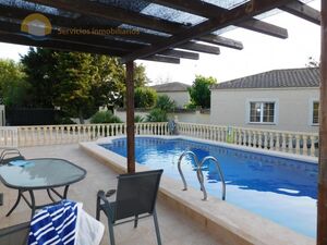 Ref: 1176  Beautiful villa with guest house and pool