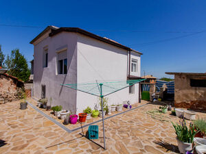 Video! Semi-detached 2 Bedroom house, 60 km to Burgas