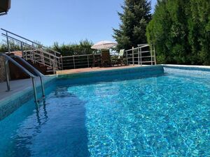 Fully furnished house 160m2 with swimming pool +300m² land