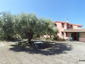 House with large garden in Cagliari hinterland