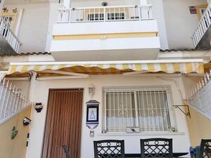 Ref: SP141  3 Bedroom beautiful townhouse with garage 