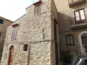 sh 720 town house, Caccamo, Sicily