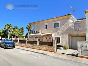 Ref: SP150 Big village house of 6 bedrooms and 200 sqm built