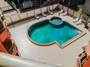 Furnished 2-bedroom apartment with pool view in Sunny Home, 