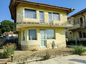 3-Bed and 2- Baths house near Balchik and the sea