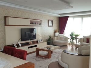 Apartment for sale 4+1 in complex in Mimar Oba Büyükçekmece