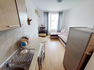 NEW!! Sunny Day 3 studio Apartment floor 3