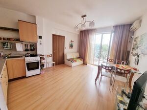 Sunny Day Premium 1 bedroom Apartment 4th Floor