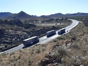 TRUCK  STOP  LAND