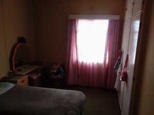 3 half bedroom house for sale 