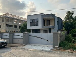 4BEDROOM HOUSE@ ADENTA