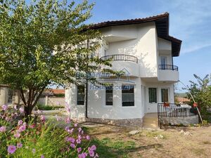 HOUSE WITH SEA VIEW 18km FROM VARNA 