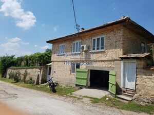 House with massive outbuilding garden and marvelous views 