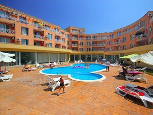 SPACIOUS STUDIO 800 m from the beach in Sunny Day 3