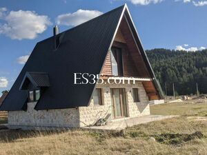 New A-frame comfortable house in 2 levels, Zabljak