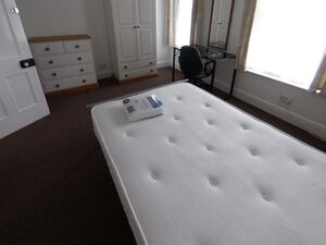 DOUBLE ROOM TO RENT CANTERBURY