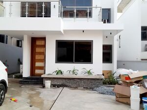 4BEDROOM HOUSE@ TANTRA HILL