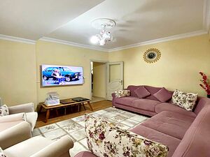 LOVELY APARTMENT WITH GOOD PRICE IN THE HISTORIC ISTANBUL
