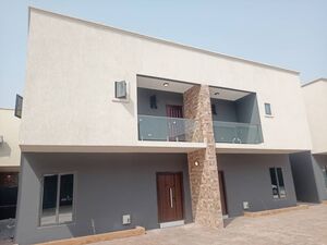 2bedroom townhouse@ upsa