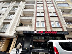 3+1 SPACİOUS FLAT CLOSE TO THE METROBUS 