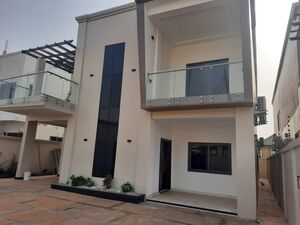 4BEDROOM house@ East legon/+233243321202