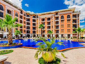 2-bedroom apartment with pool view in Cascadas Ravda