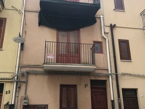 sh 739 town house, Caccamo, Sicily