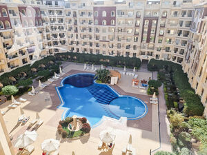 Pool view brand new 1 bedroom apartment in Florenza Khamsin 