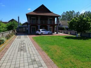 I am selling a house on the main road Loznica-Sabac, Serbia