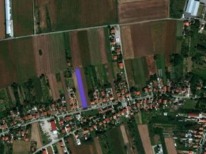 I am selling a plot in Dobanovci, Belgrade