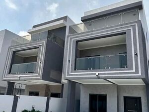 5Bedroom Bedroom house@ East legon/+233243321202