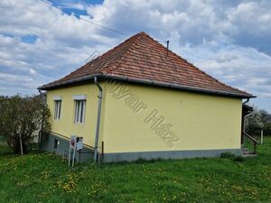 House in Csokvaomány, Borsod-Abaúj-Zemplén, Hungary