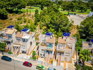 Property in Spain, Villa sea views in Villamartin