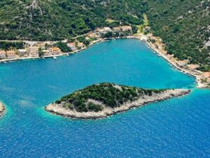 Land by the sea in Dalmatia 