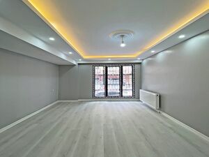 BRANDNEW BİG FLAT İN GOOD LOCATİON SUİTABLE FOR RESİDENCY
