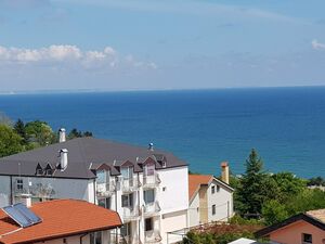 Apartment fully furnished & equipped, 300m from sea, Varna