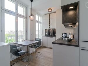 A 2bed Apartment with a panoramic view of the Frankfurter