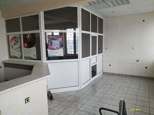 Cheap office area for rent located close to ferry and border